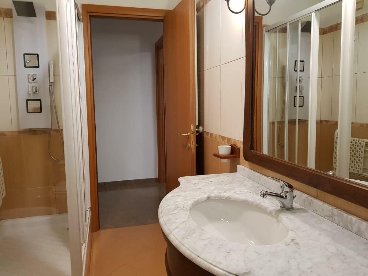 Interno Dieci Rzym Zewnętrze zdjęcie